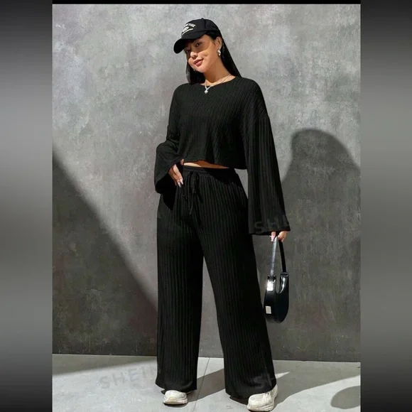 SHEIN curve lounge set - Picture 1 of 11